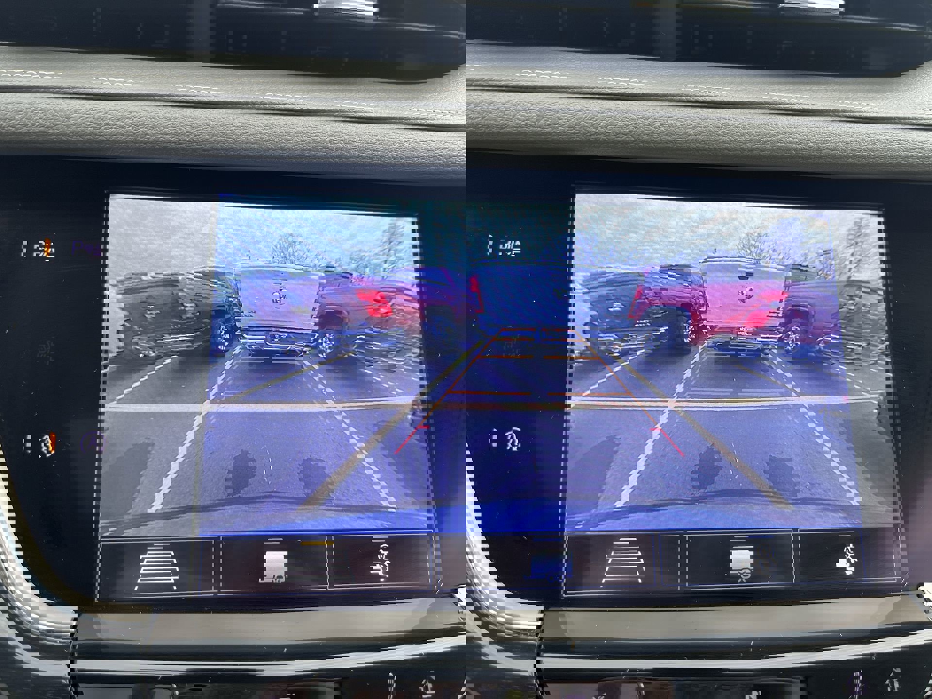 Certified 2020 Cadillac XT6 Premium Luxury image 15