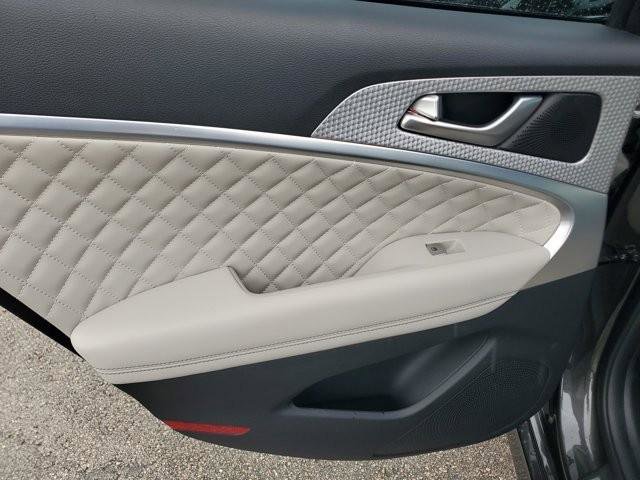 Used 2023 Genesis G70 3.3T w/ Sport Prestige Package image 19