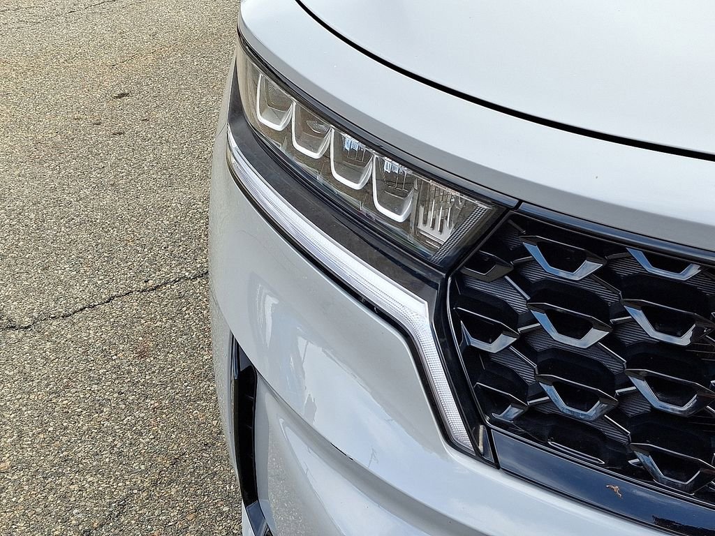 Used 2023 Kia Sorento EX w/ Panoramic Sunroof Package image 10