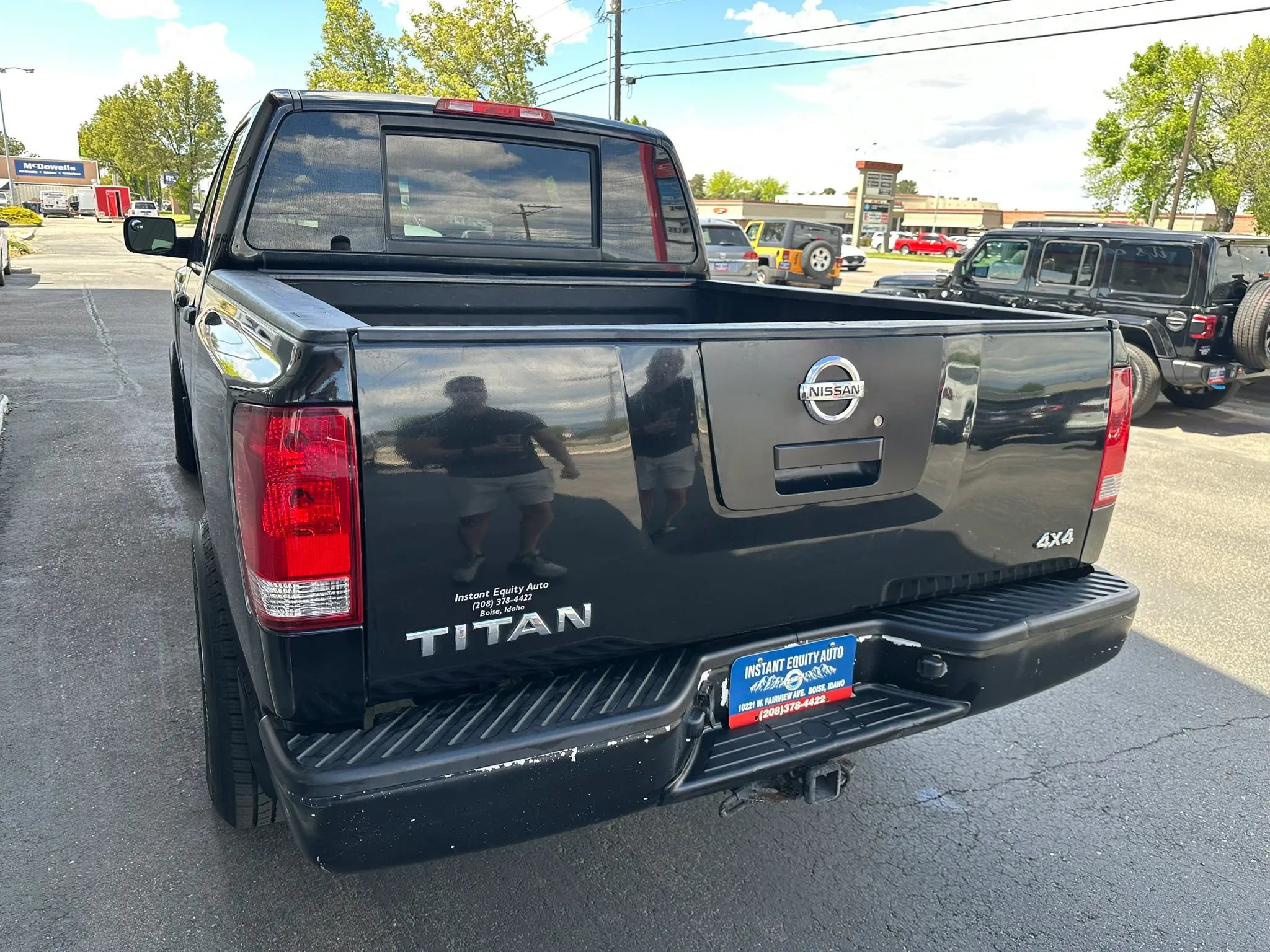 Used 2012 Nissan Titan S AWD/4WD image 17