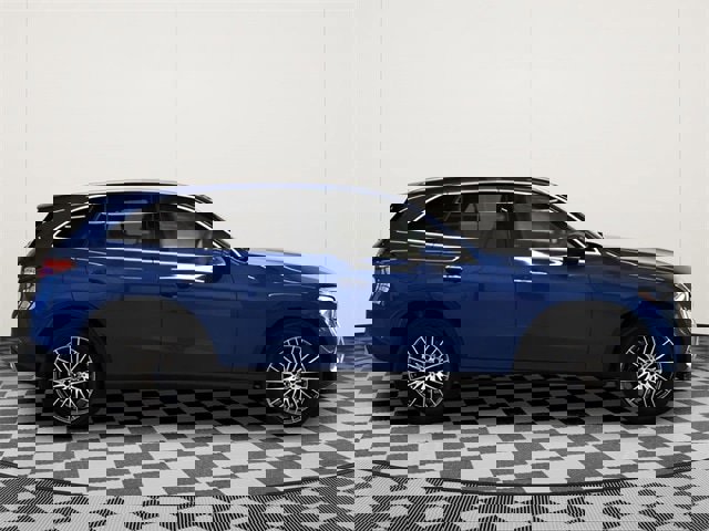 New 2025 Mercedes-Benz GLC 300 4MATIC image 2