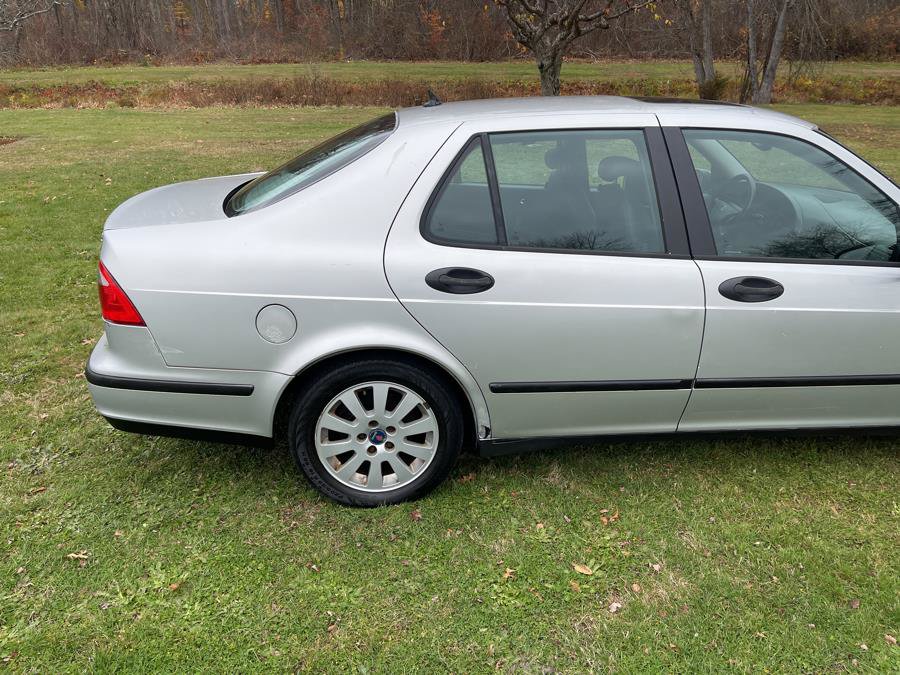 Used 2003 Saab 9-5 Linear FWD image 28
