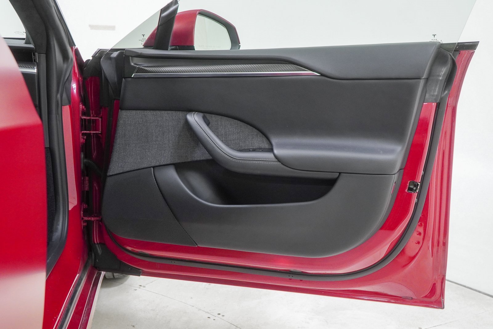 Used 2021 Tesla Model S Plaid image 36