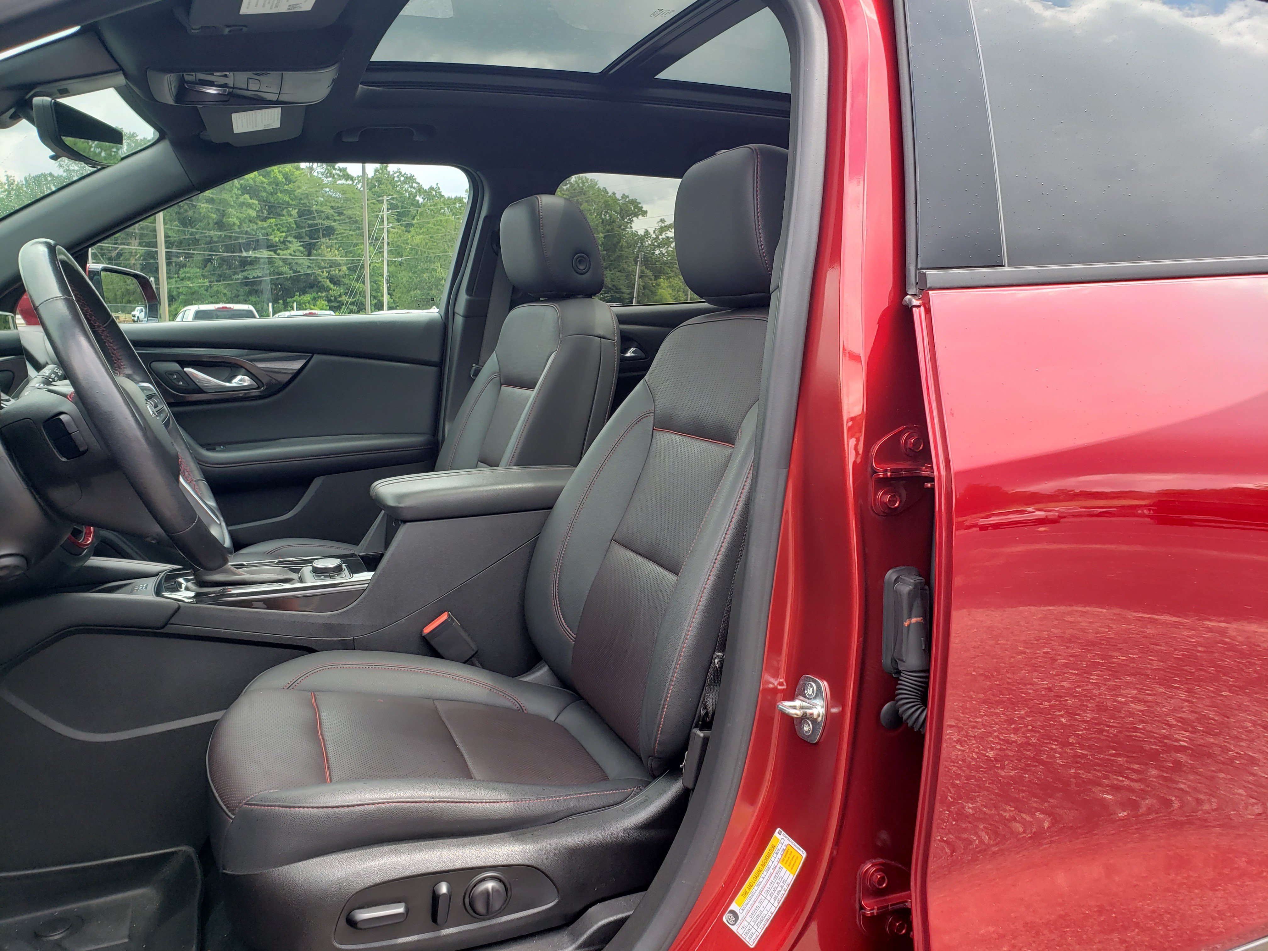 Used 2021 Chevrolet Blazer RS w/ Enhanced Convenience Package FWD image 27