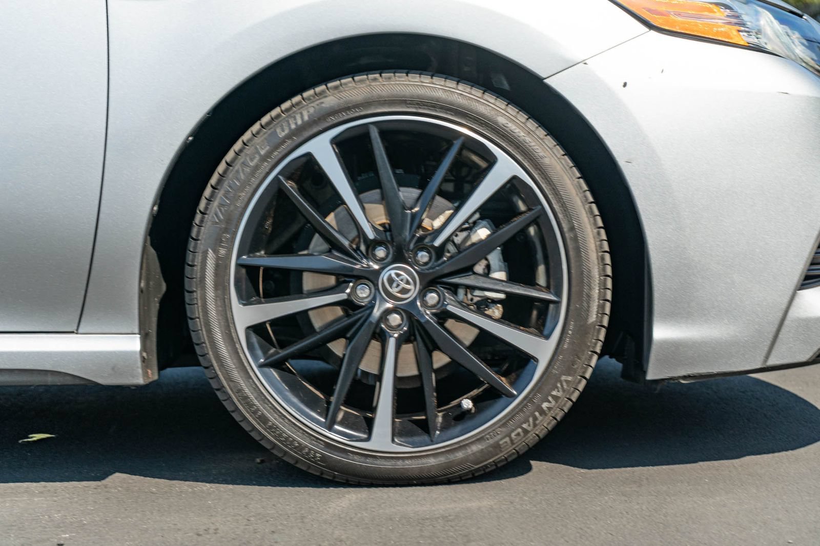 Certified 2020 Toyota Camry XSE FWD image 12