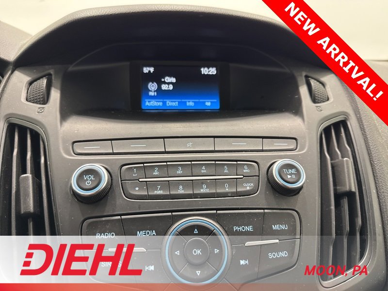 Used 2018 Ford Focus SE image 25