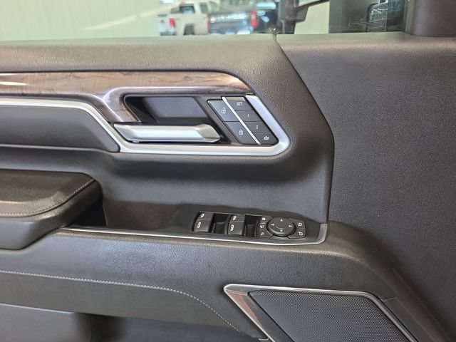 Used 2024 Chevrolet Silverado 3500 LTZ AWD/4WD image 20