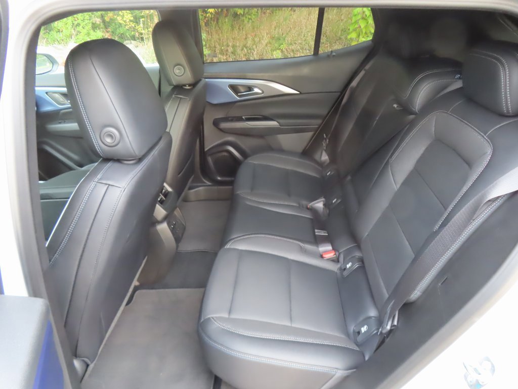 New 2026 Chevrolet Equinox EV LT w/ Convenience Package II image 25