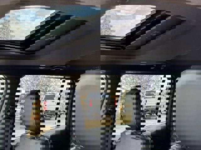 Used 2024 Jeep Grand Cherokee L Altitude image 35