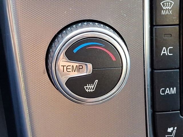 Used 2017 Volvo V60 T5 Cross Country w/ Convenience Package image 27