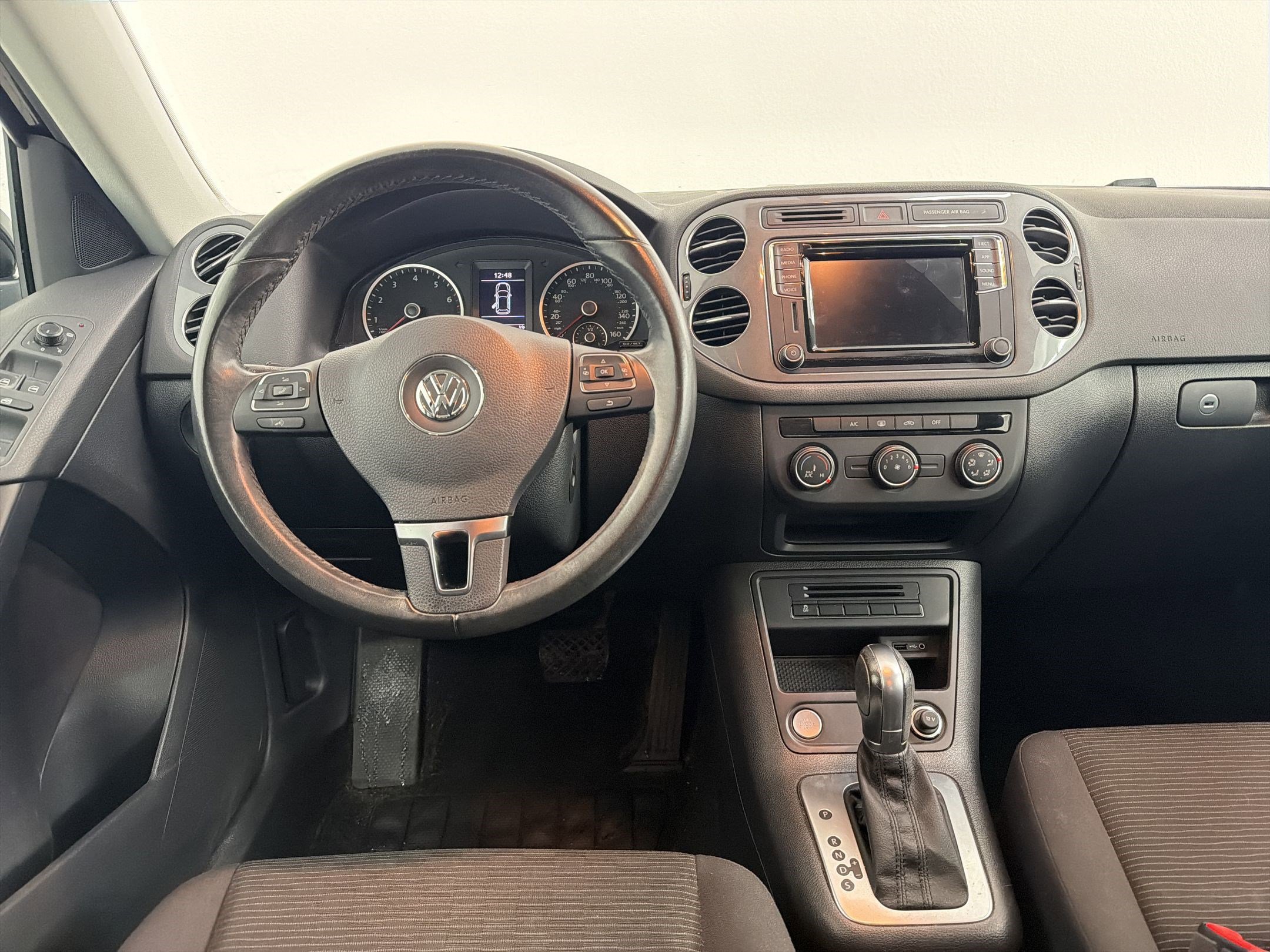 Used 2017 Volkswagen Tiguan S image 21