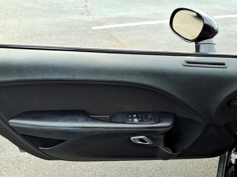 Used 2021 Dodge Challenger SXT image 13