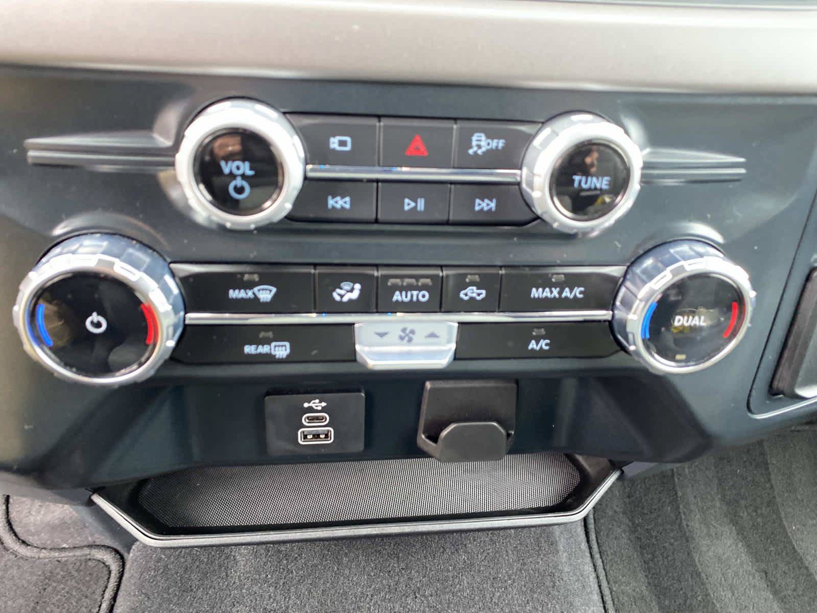 Used 2025 Ford F150 XLT w/ Equipment Group 301A Standard AWD/4WD image 16