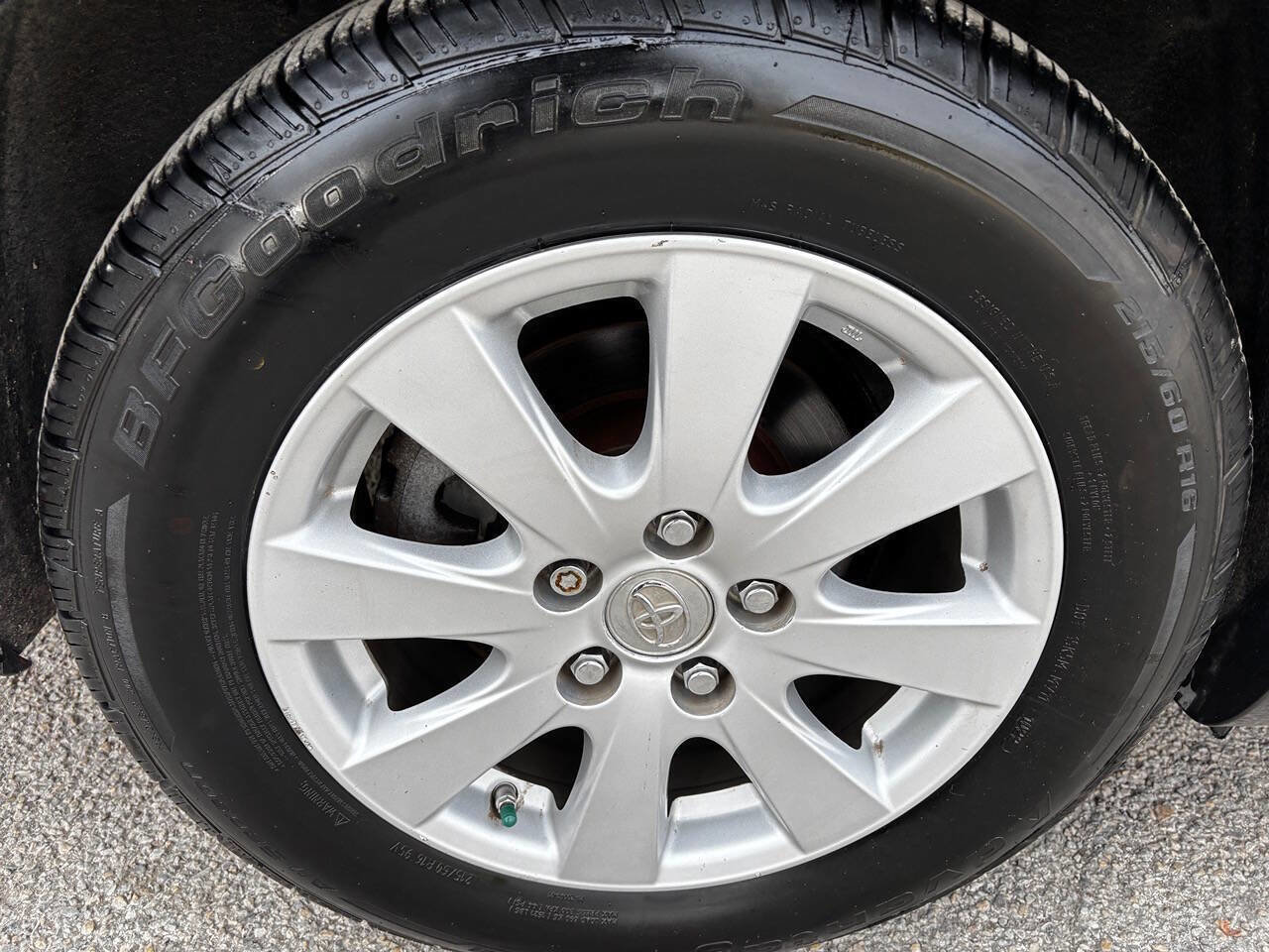 Used 2007 Toyota Camry XLE FWD image 11