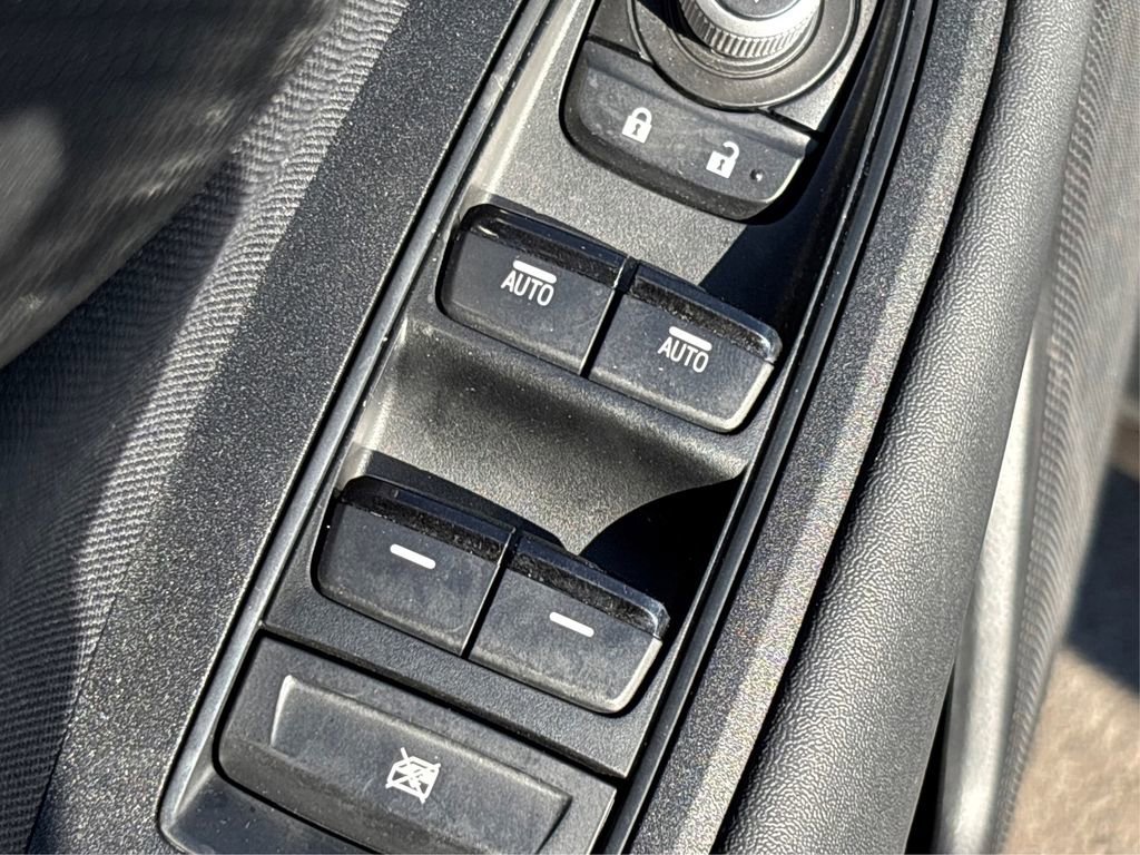 Used 2023 Subaru Forester Premium image 32