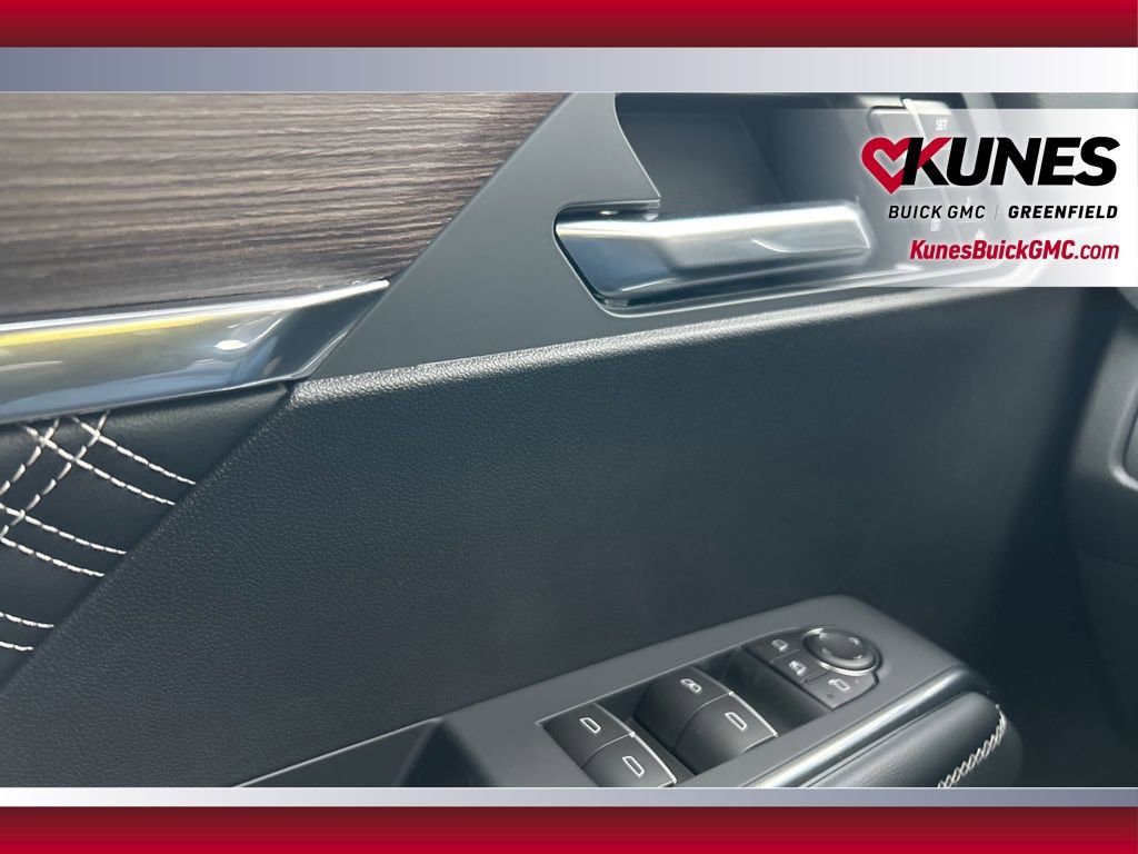 New 2026 GMC Acadia Denali w/ Super Cruise Package image 18