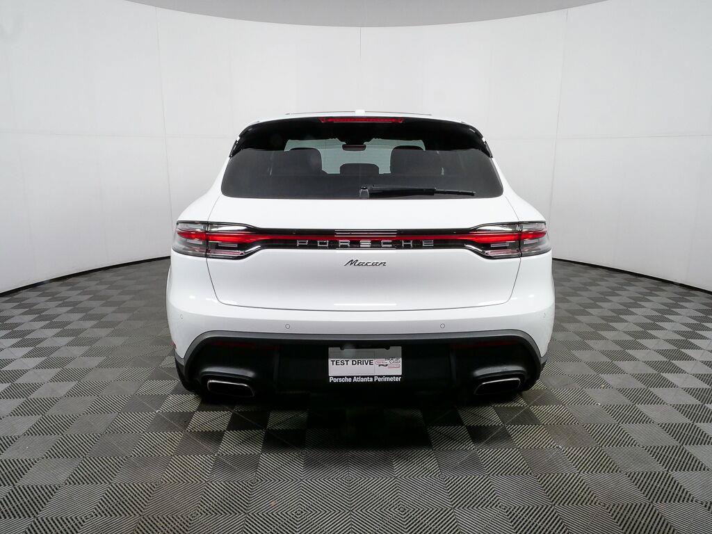 Certified 2026 Porsche Macan Turbo AWD/4WD image 30