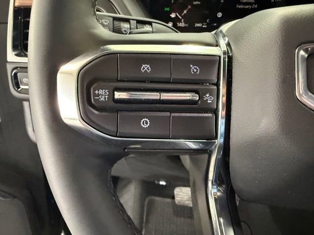 Used 2025 GMC Yukon Denali image 28