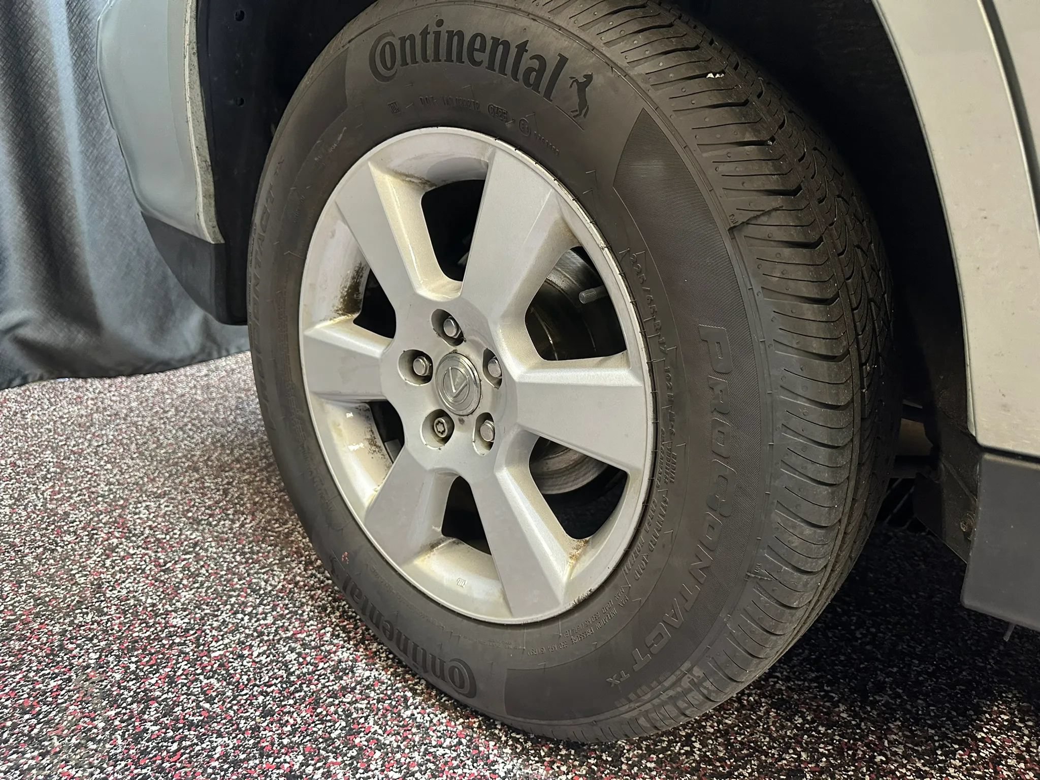 Used 2005 Lexus RX 330 AWD image 38