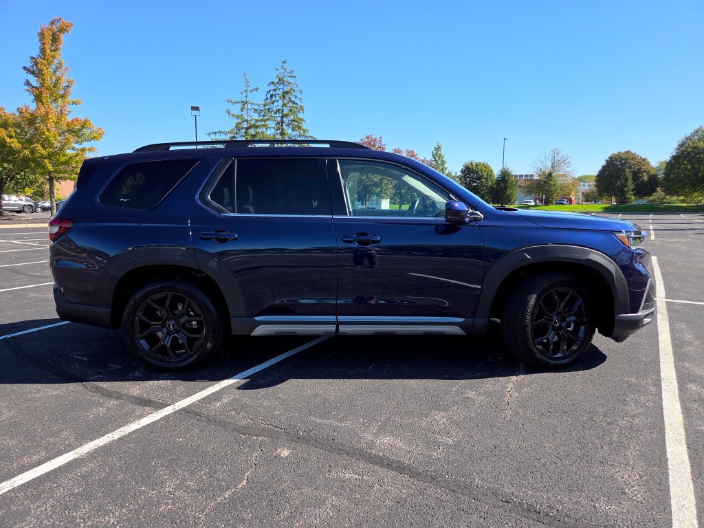 Used 2025 Honda Pilot Touring image 28