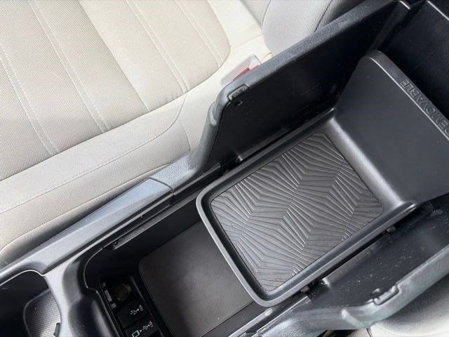 Used 2019 Honda CR-V EX image 25