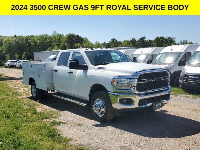New 2024 RAM 3500 Tradesman w/ Chrome Appearance Group
