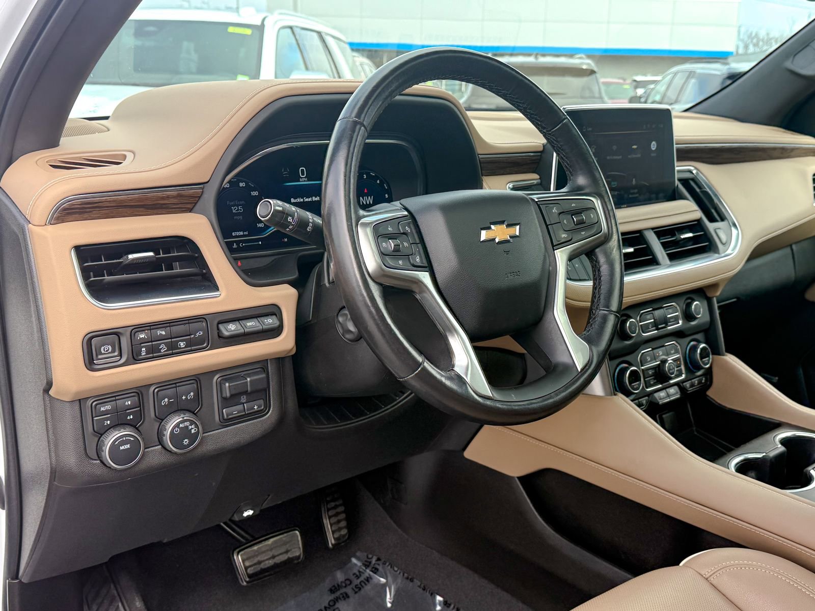 Certified 2022 Chevrolet Tahoe Premier AWD/4WD image 18