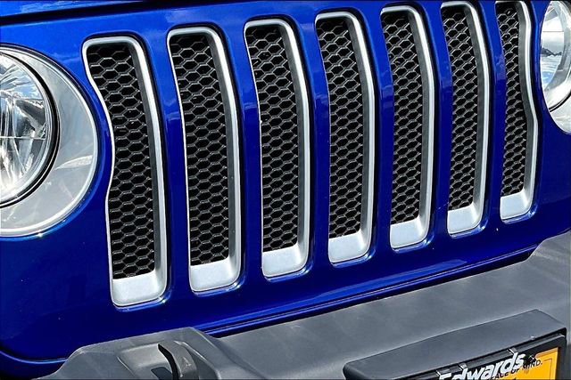 Used 2020 Jeep Wrangler Unlimited Sahara AWD/4WD image 32