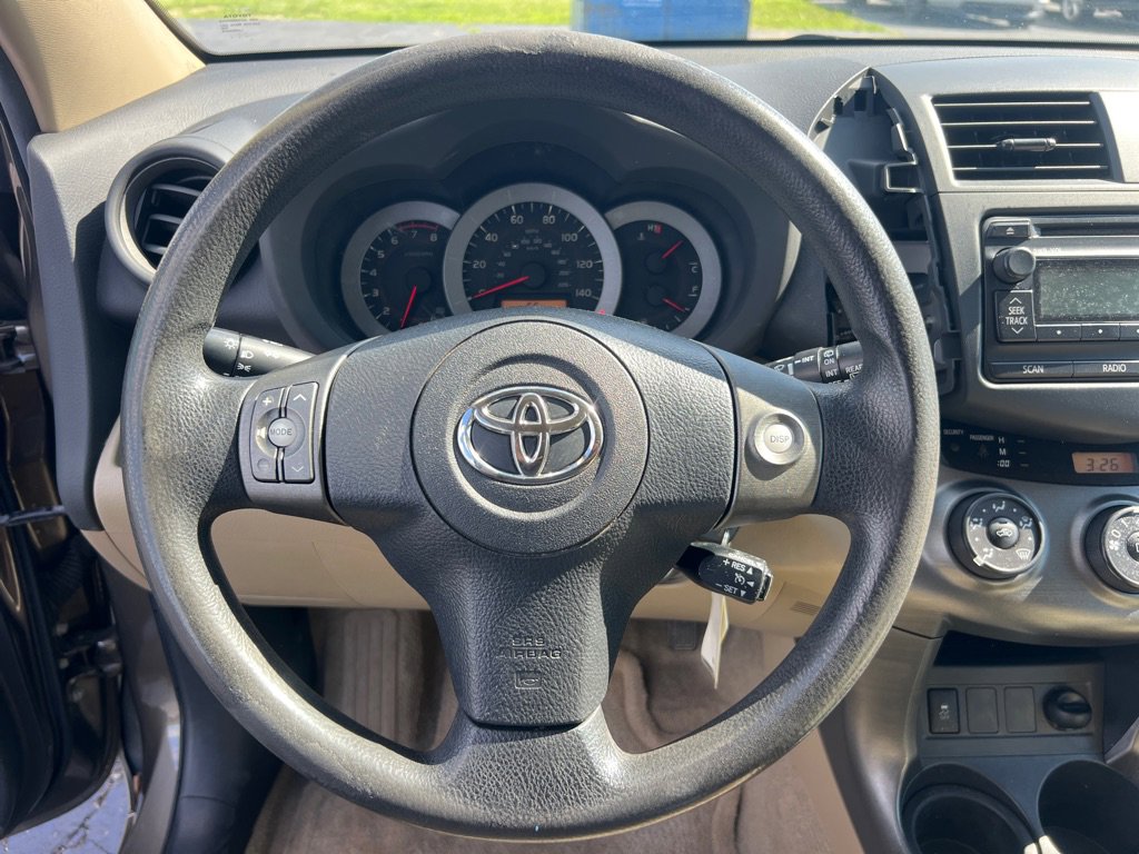 Used 2012 Toyota RAV4 4WD w/ Value Pkg image 26