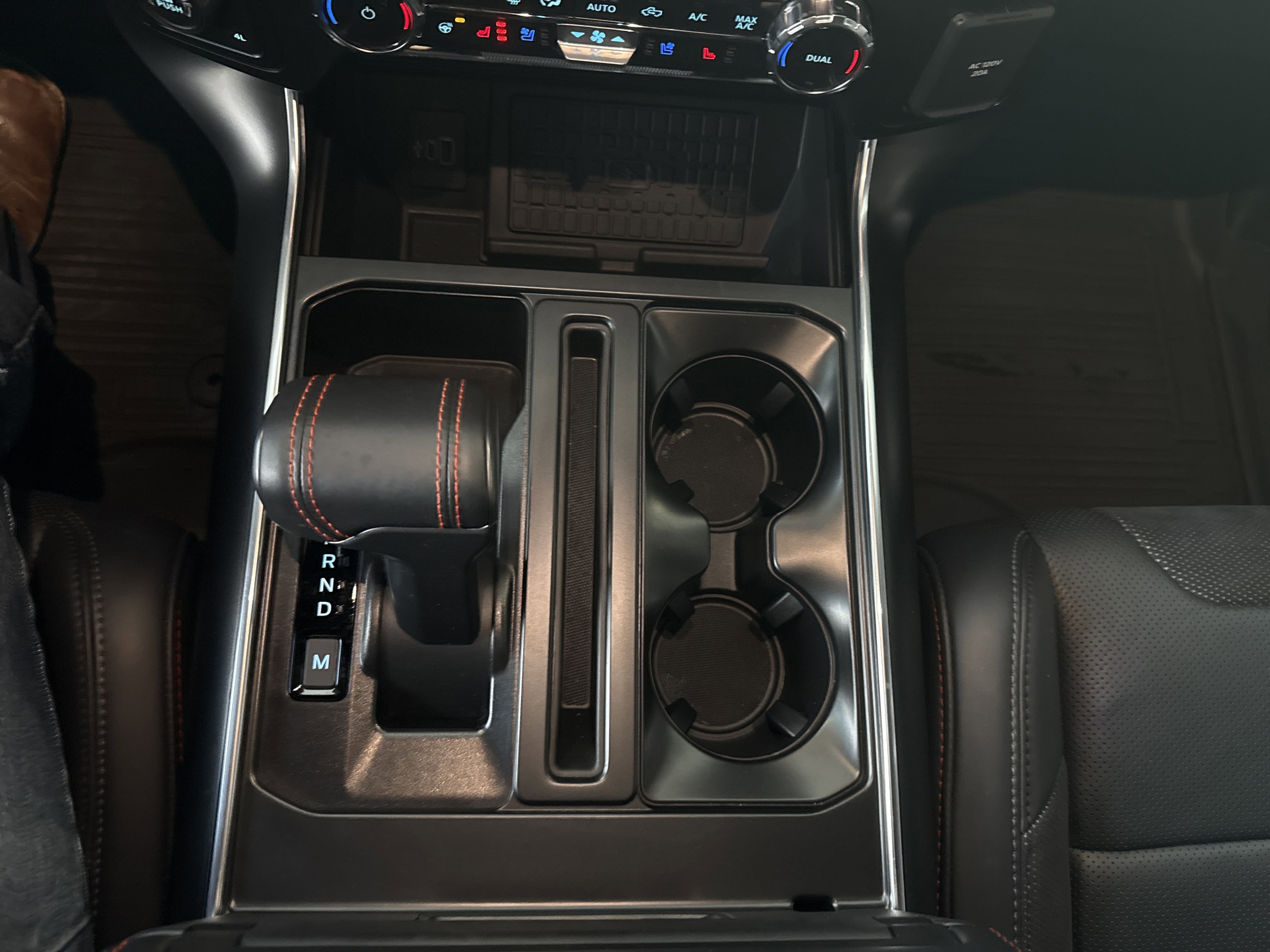 Used 2025 Ford F150 Raptor image 28