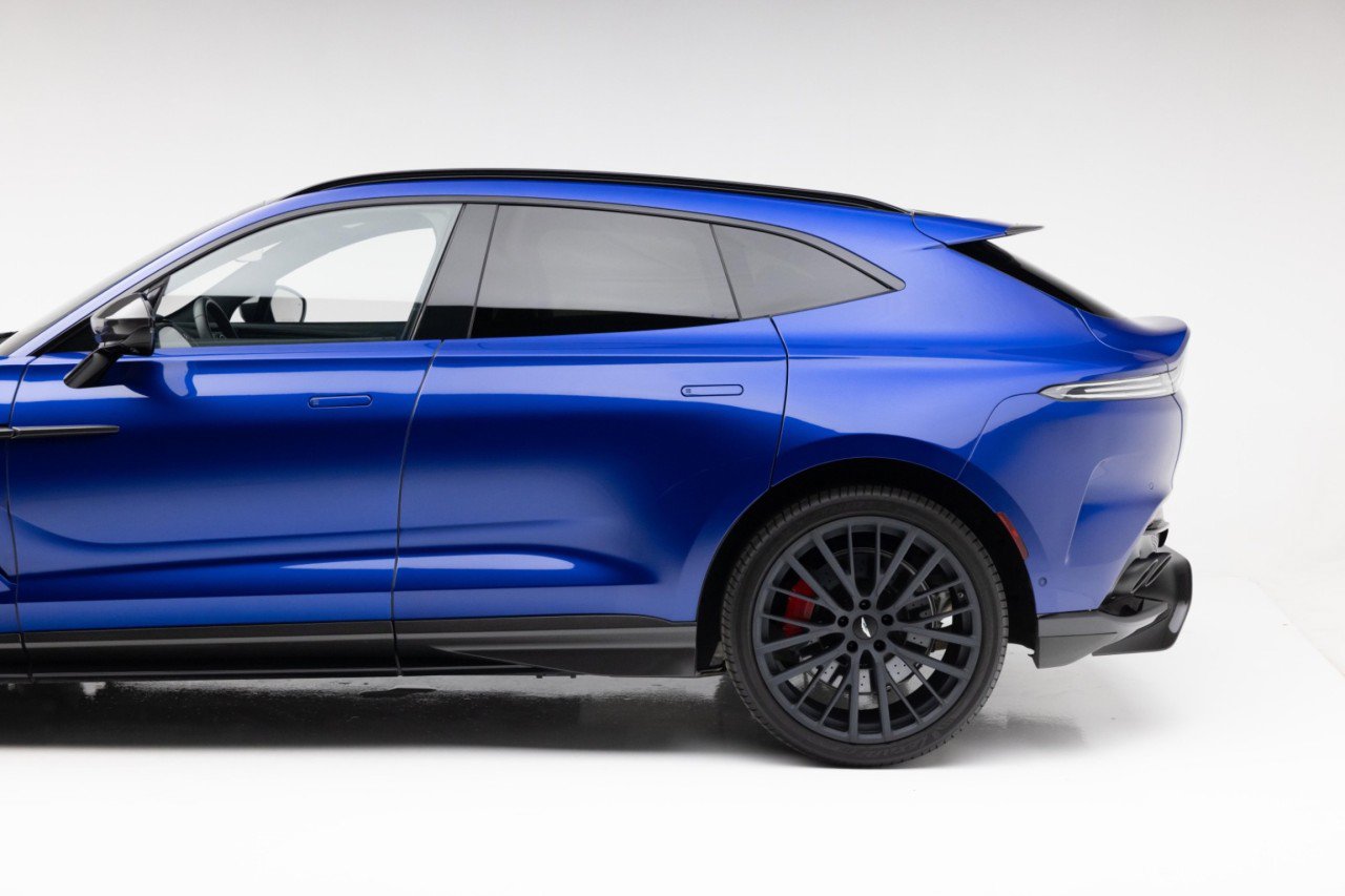 Used 2023 Aston Martin DBX 707 AWD/4WD image 19