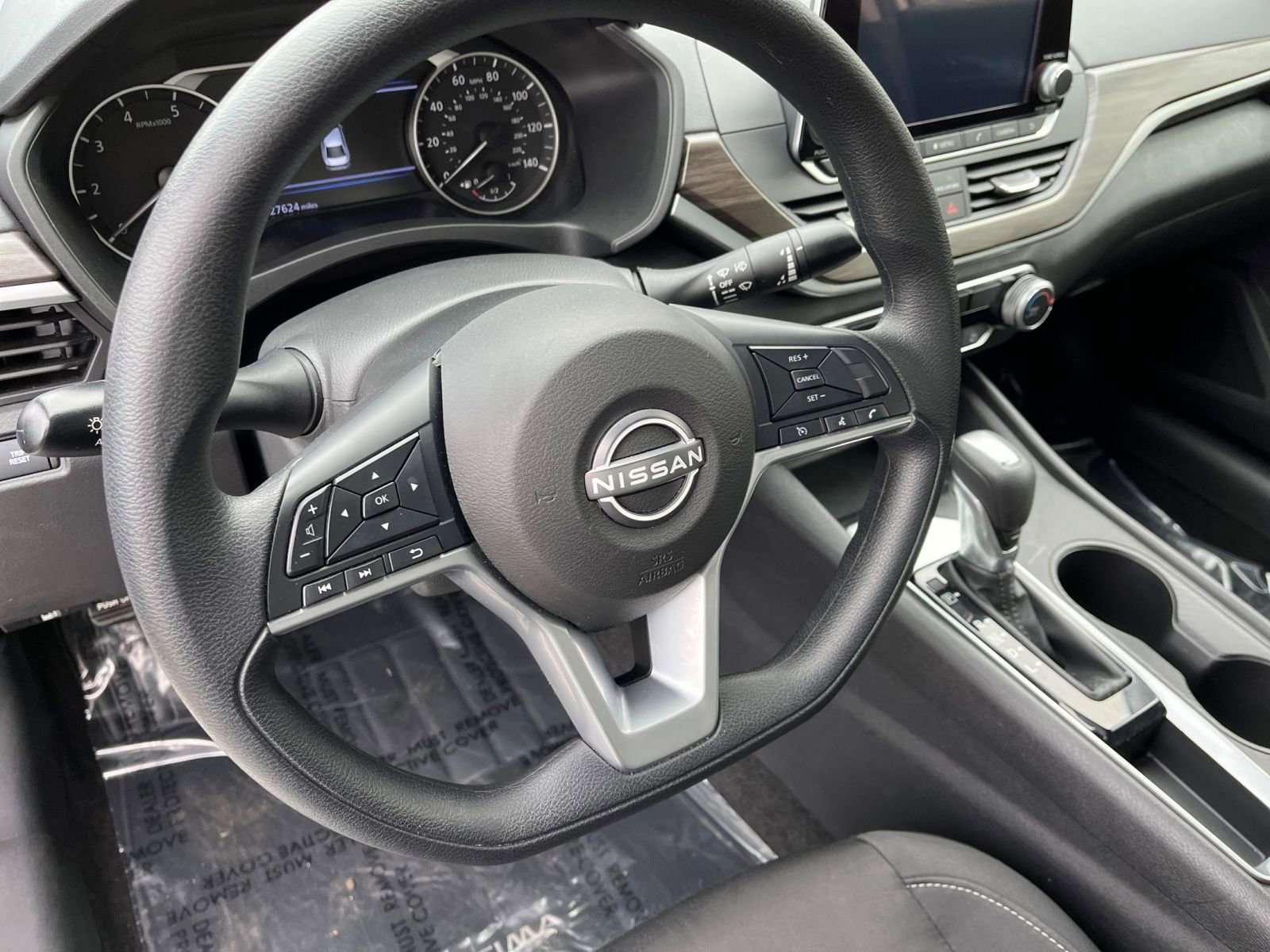 Used 2025 Nissan Altima 2.5 SV image 27