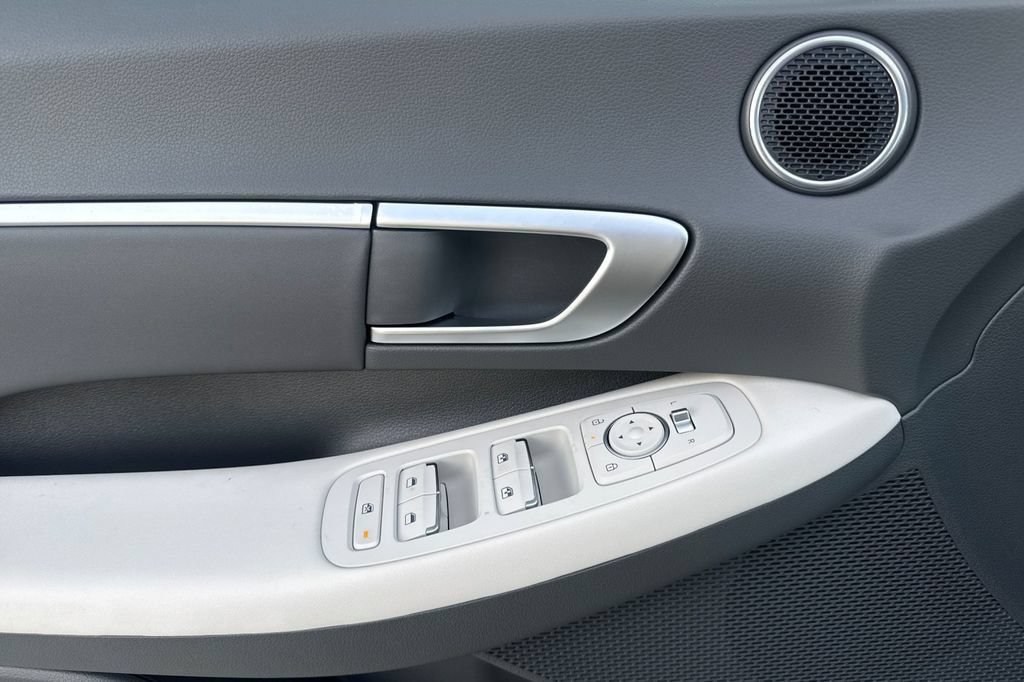 New 2026 Hyundai Sonata SEL FWD image 11