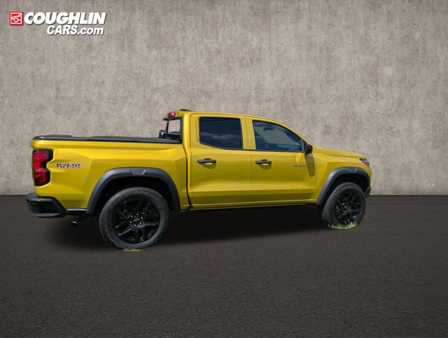 Used 2023 Chevrolet Colorado Trail Boss w/ Technology Package AWD/4WD image 8