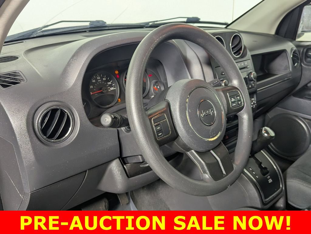 Used 2012 Jeep Compass Sport image 11