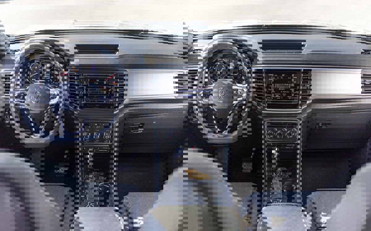 Used 2020 Volkswagen Atlas Cross Sport S image 7