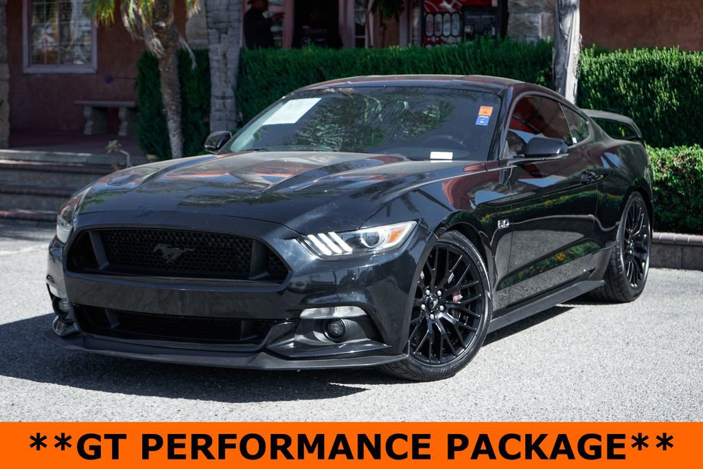 Used 2017 Ford Mustang GT Premium RWD image 4