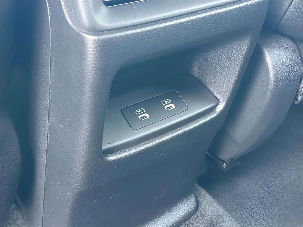 Used 2025 Honda CR-V Sport-L image 15