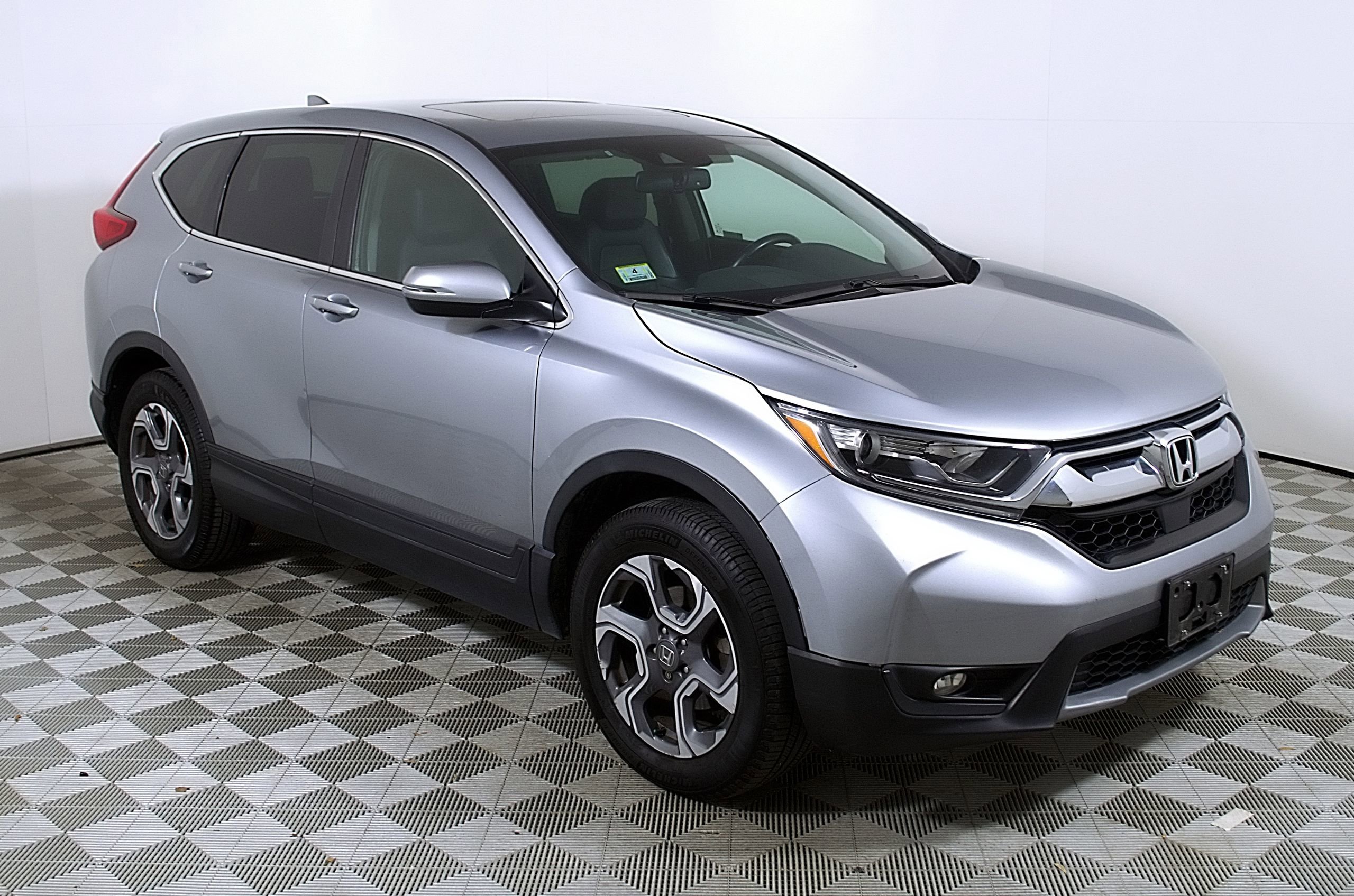 Used 2018 Honda CR-V EX-L image 6