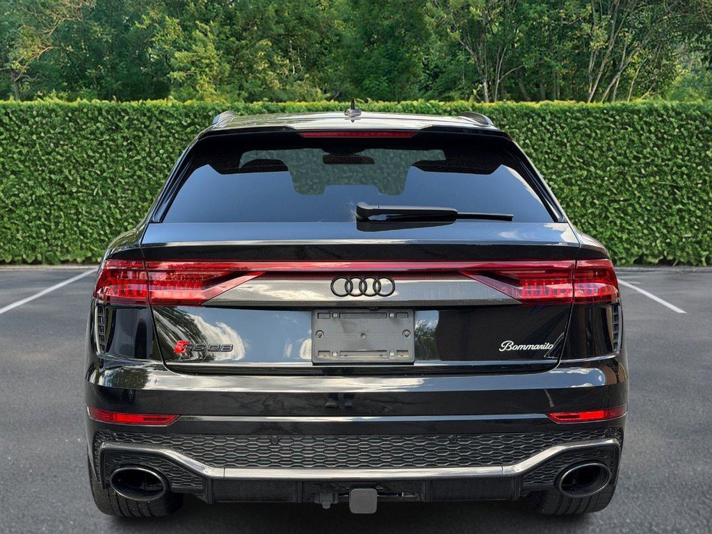 Used 2023 Audi RS Q8 w/ Black Optic Package AWD/4WD image 5