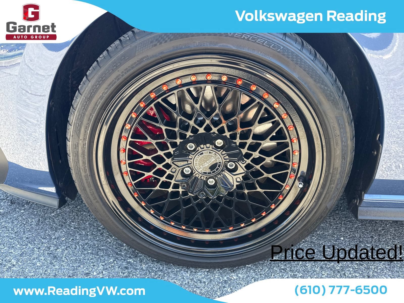 Used 2025 Volkswagen GTI SE FWD image 9