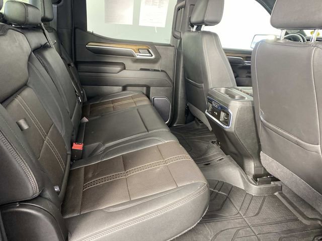 Used 2022 Chevrolet Silverado 1500 High Country w/ Technology Package AWD/4WD image 12