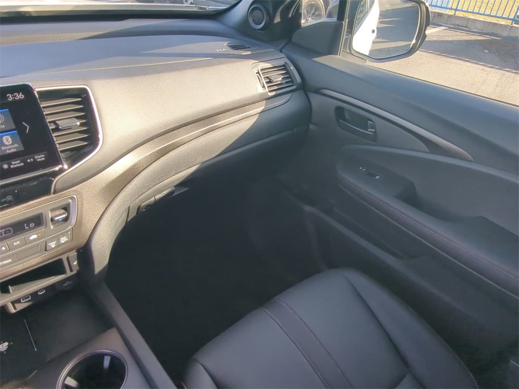 Certified 2025 Honda Ridgeline TrailSport+ image 16