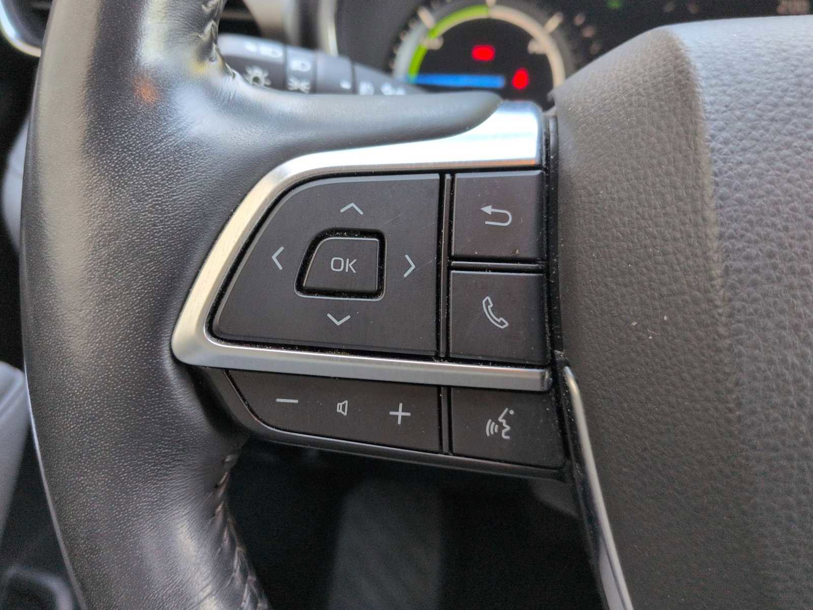 Used 2021 Toyota Highlander Limited image 26