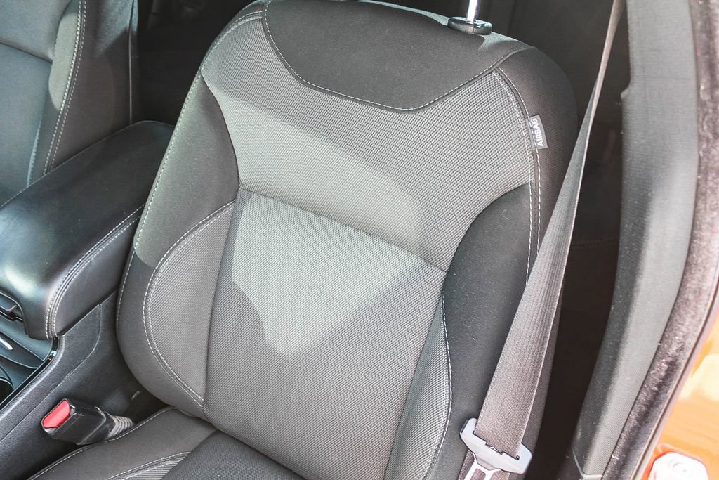 Used 2018 Dodge Charger SXT w/ Blacktop Package image 29
