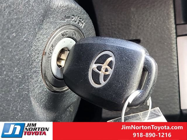 Used 2022 Toyota Tacoma SR5 RWD image 22
