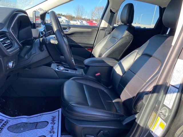 Used 2022 Ford Escape SEL image 14