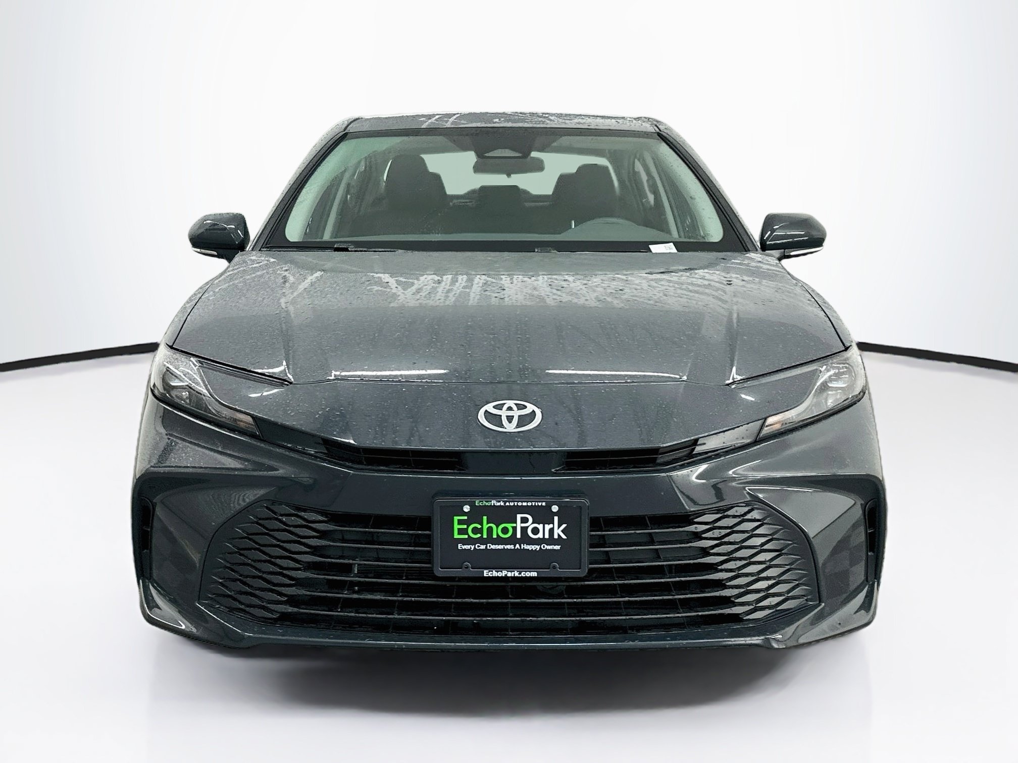 Used 2025 Toyota Camry LE FWD image 2