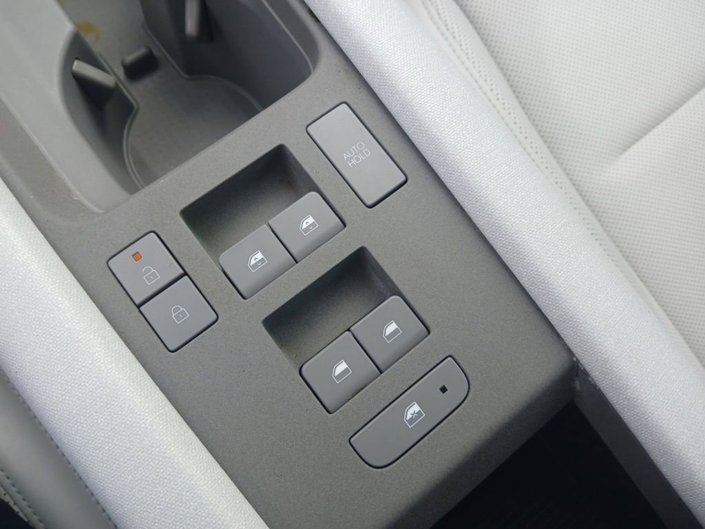 Used 2025 Hyundai Ioniq 6 SEL RWD image 8
