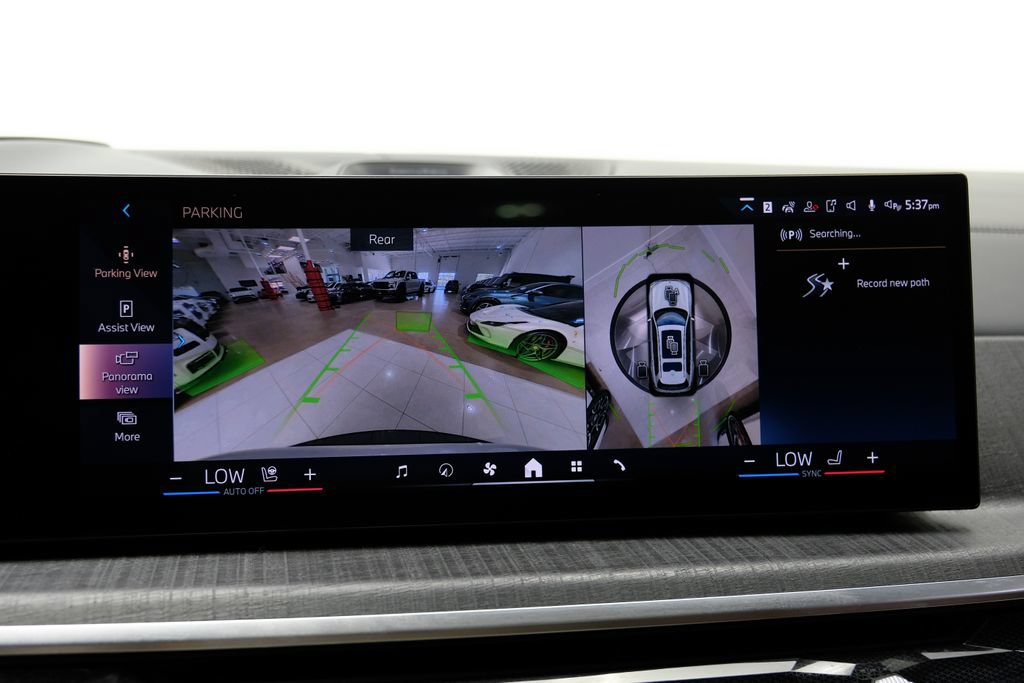 Used 2025 BMW ALPINA XB7 AWD/4WD image 26
